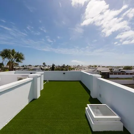 Playa Blanca Sleeps 6 Pool Air Con Wifi Feriehus Playa Blanca (Lanzarote)