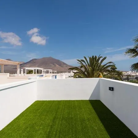 Playa Blanca Sleeps 6 Pool Air Con Wifi Feriehus Playa Blanca (Lanzarote)